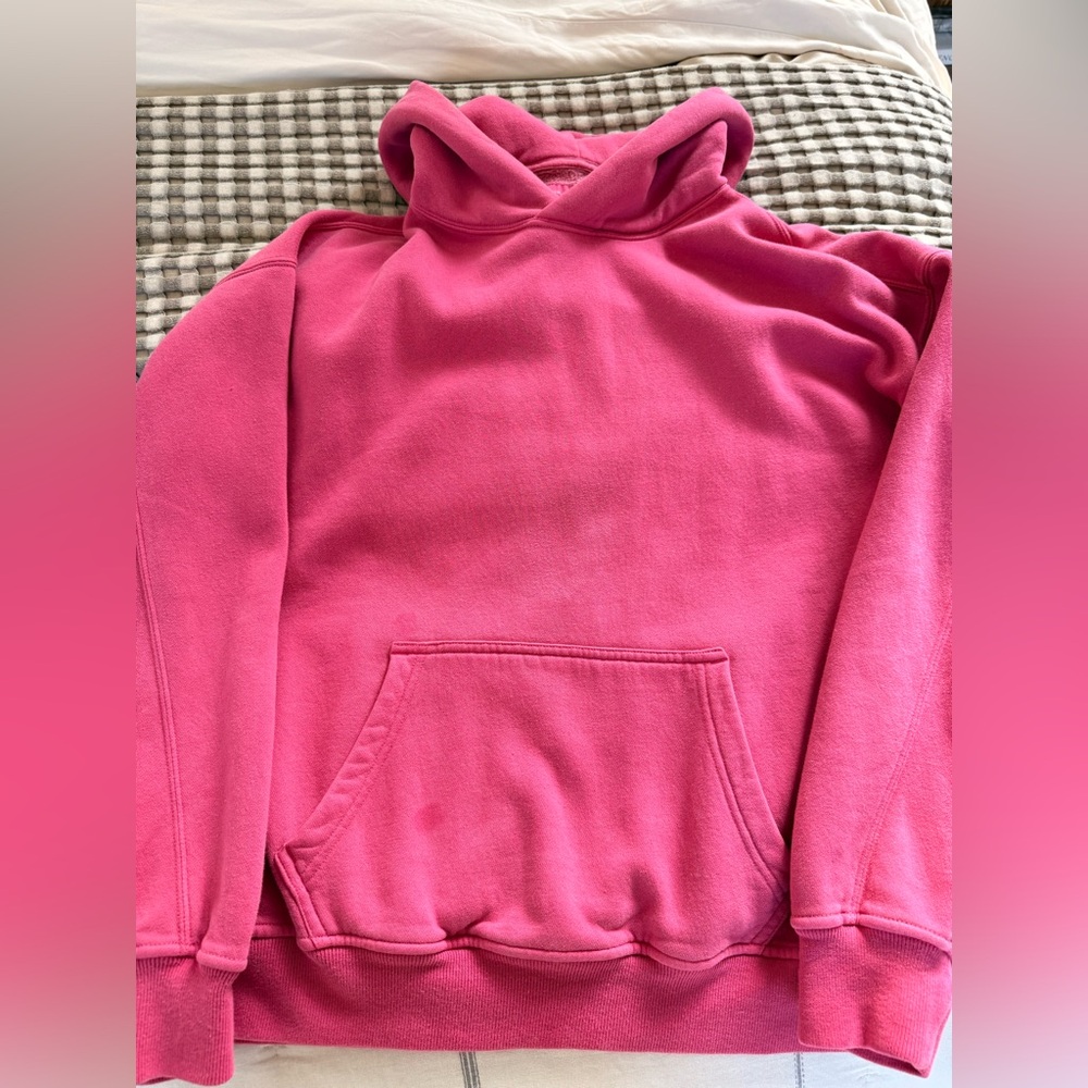 Abercrombie men’s hoodie - size XS. Same as women’s size small